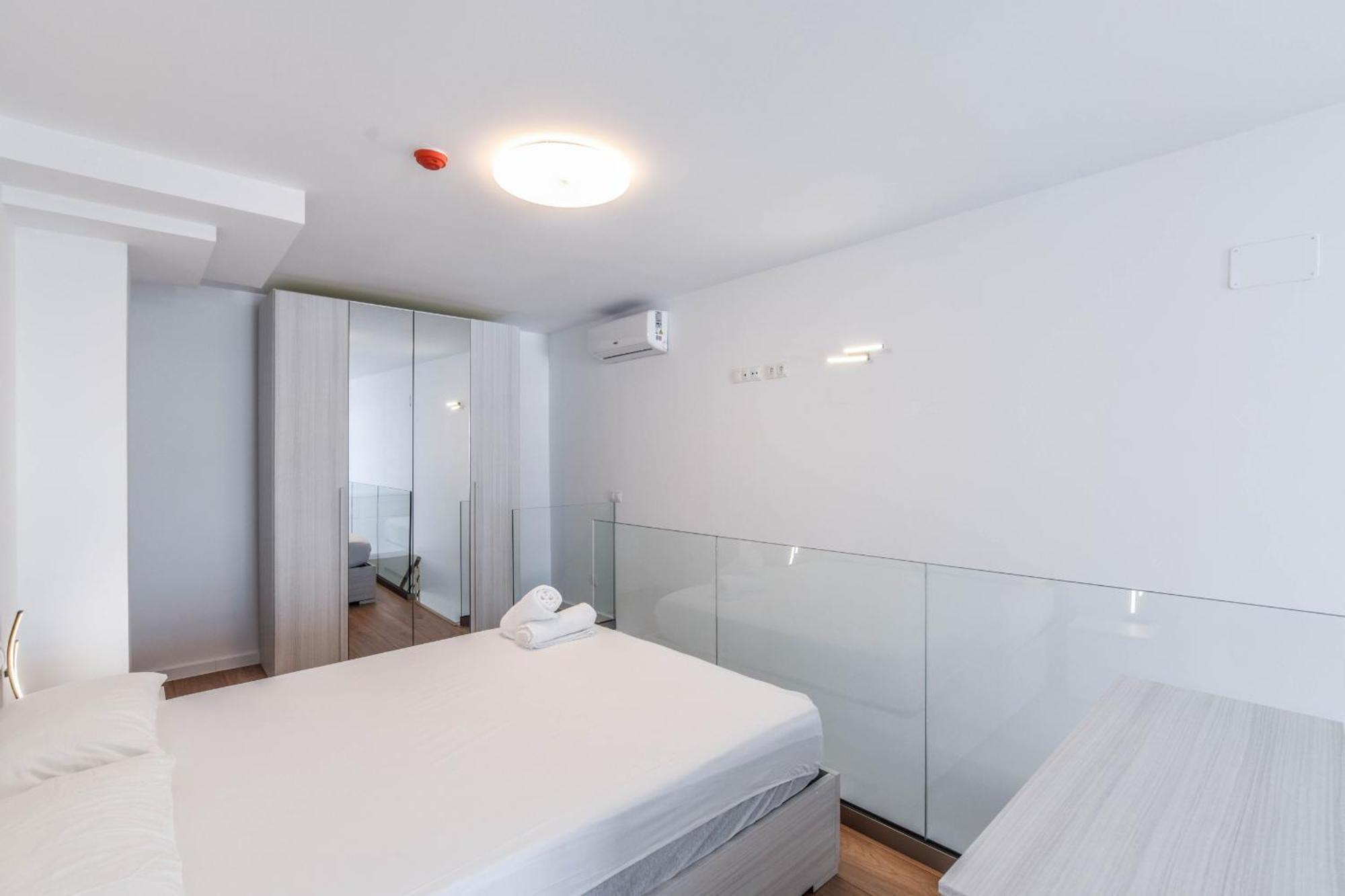 Apartment Reformados Con Garajes Incluido *